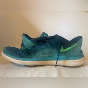 Nike Men’s Running Sneakers